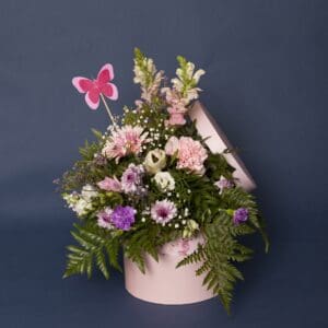 Floral arrangement hat box